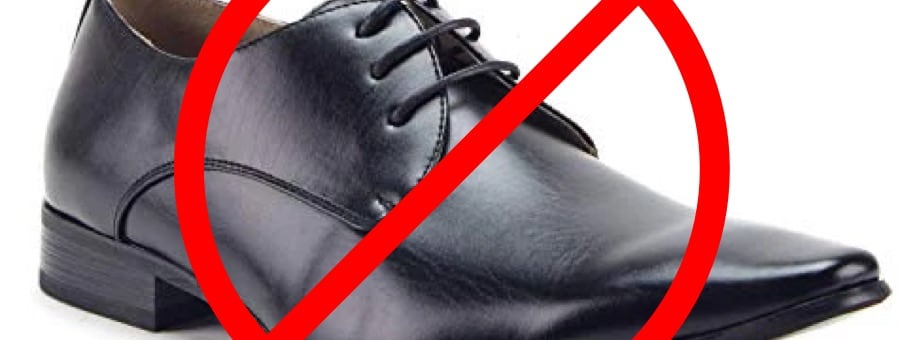 a shoe with a pointy toe